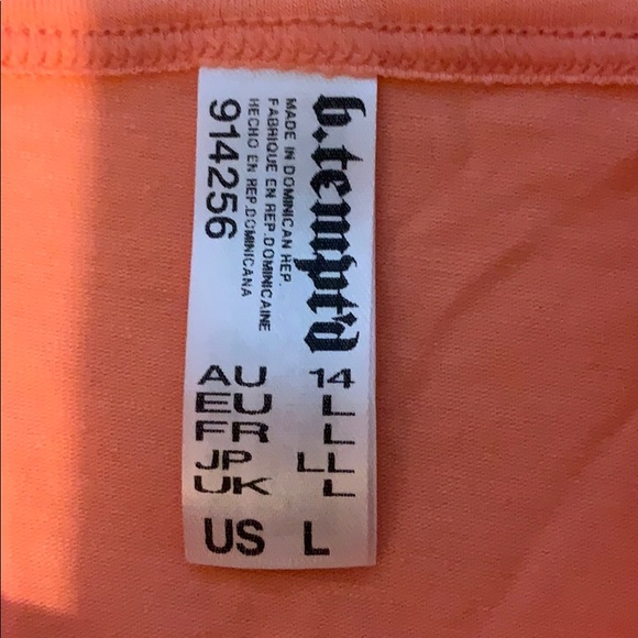 Lace on top  tank top - Picture 3 of 4